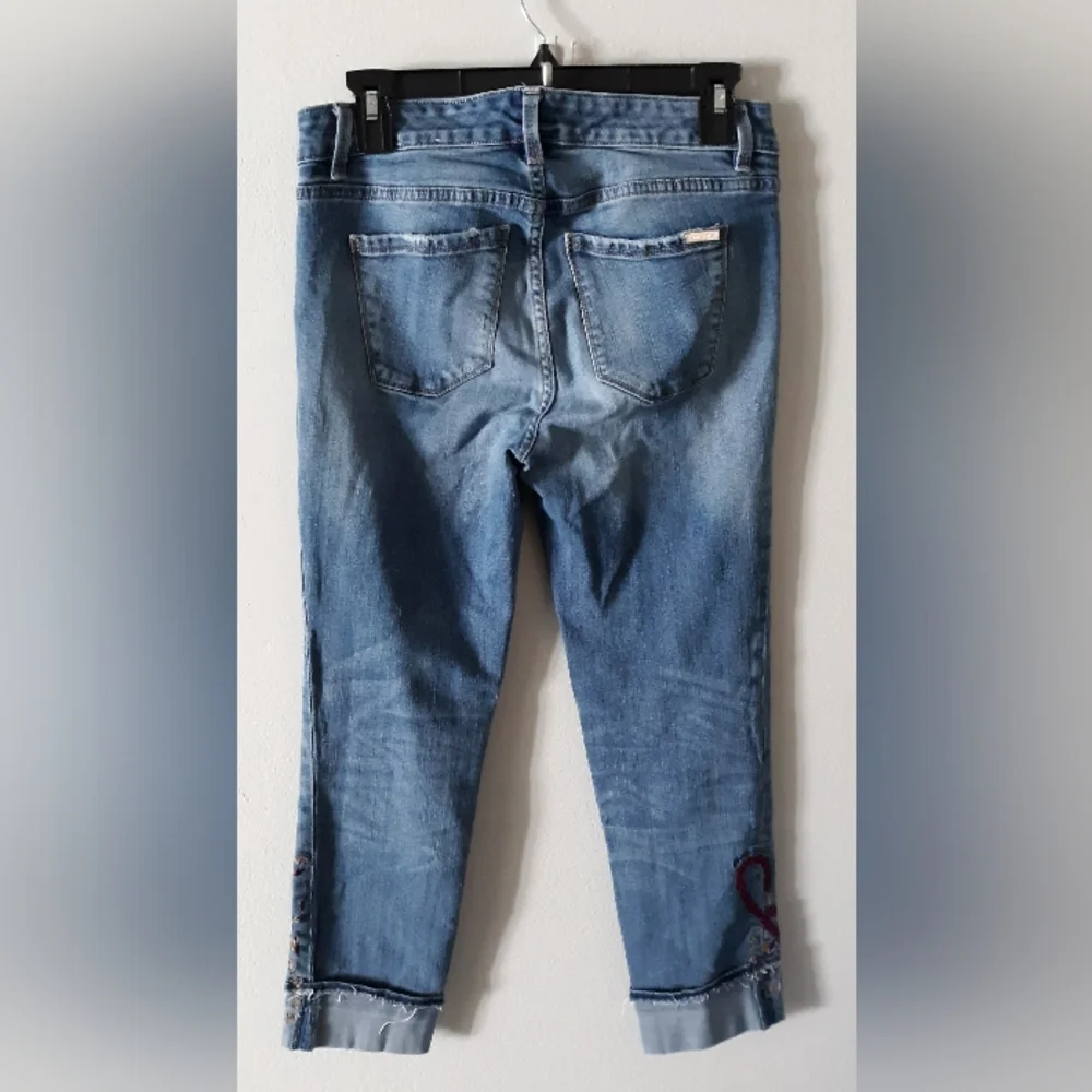 WHBM Slim Embroidered Crop Jeans - Picture 7 of 10